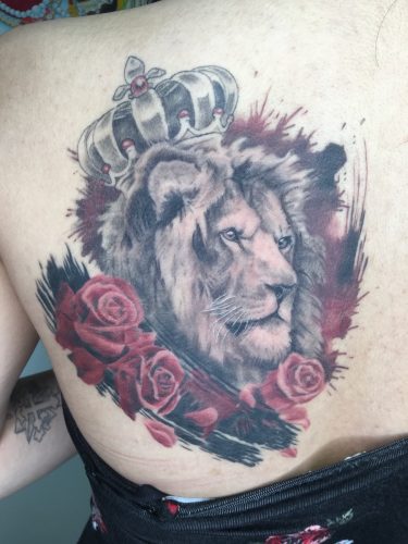 Crowned Lion & Roses – Vancouver Realism Tattoo